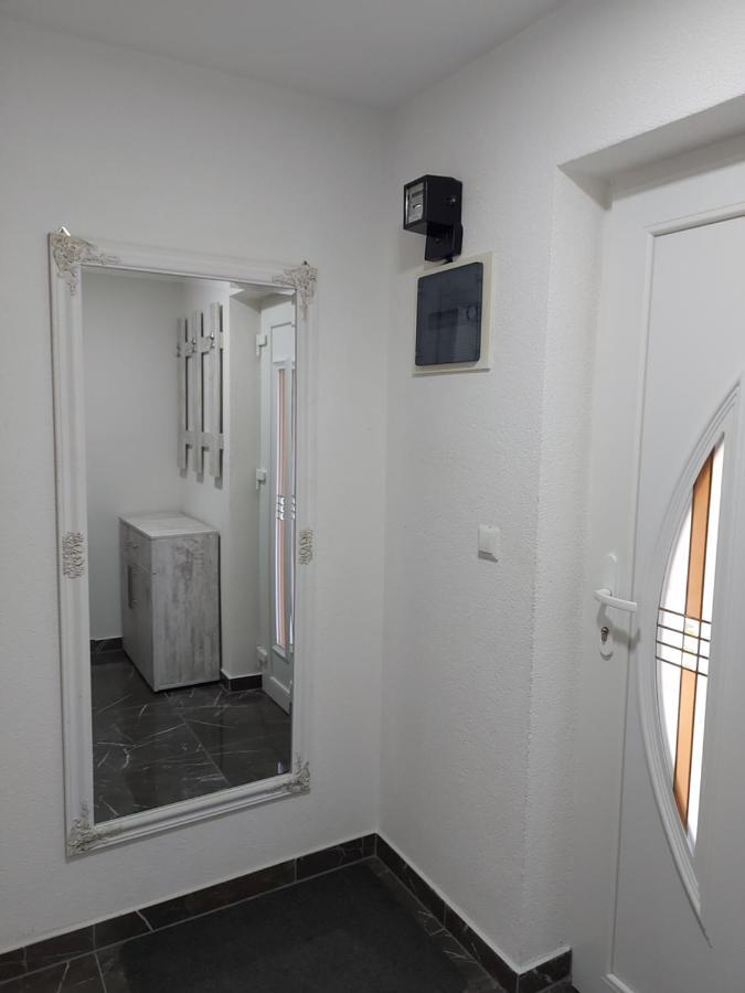 Malm Travnik Appartement Buitenkant foto