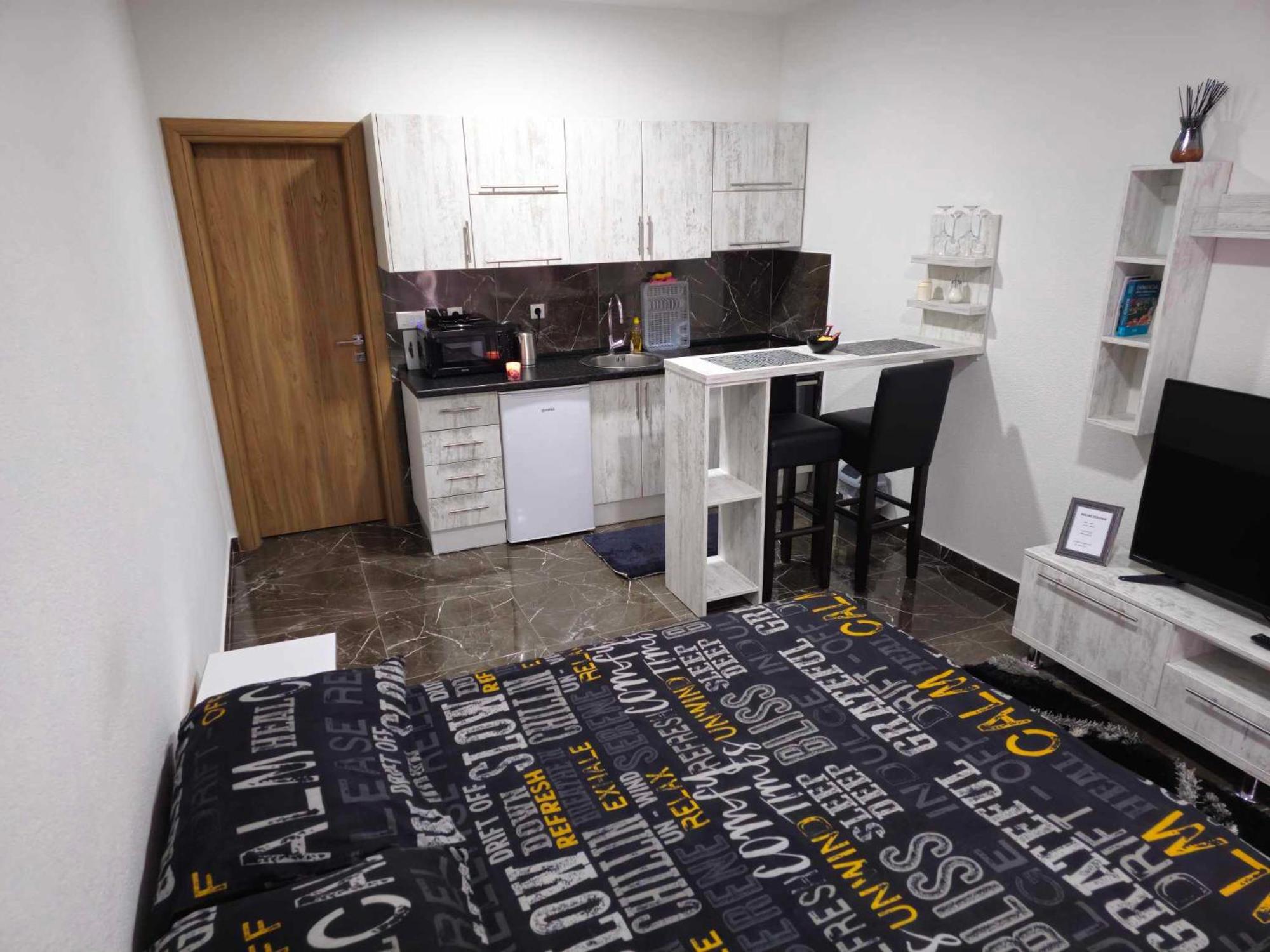 Malm Travnik Appartement Buitenkant foto