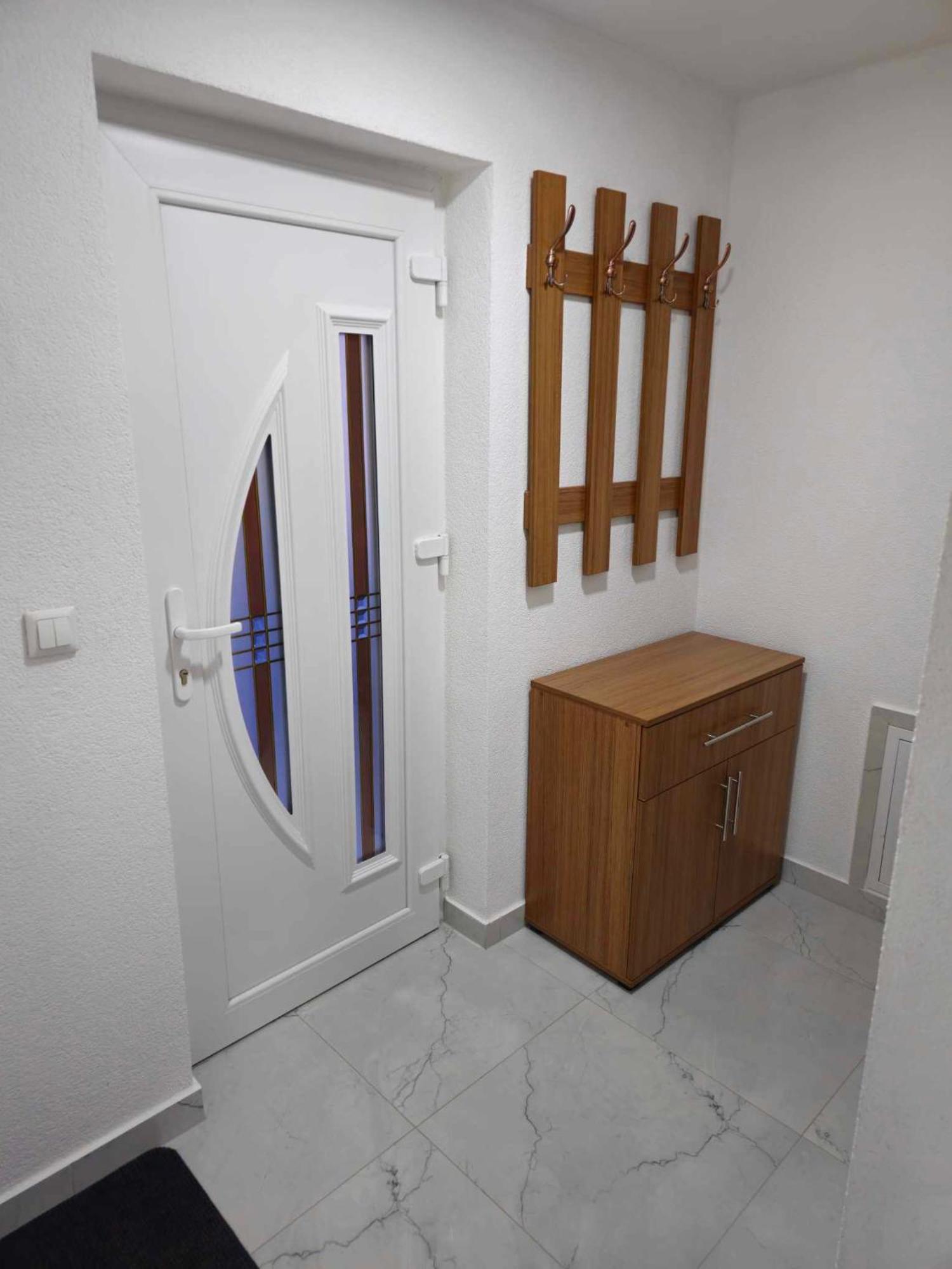Malm Travnik Appartement Buitenkant foto