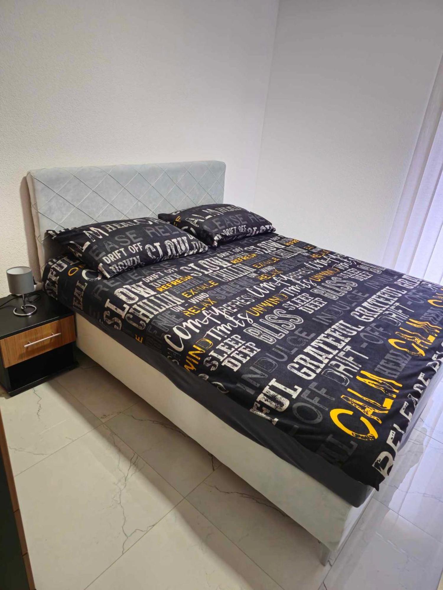 Malm Travnik Appartement Buitenkant foto